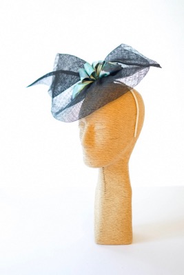 Chapeau de cérémonie en sisal noir RECITAL