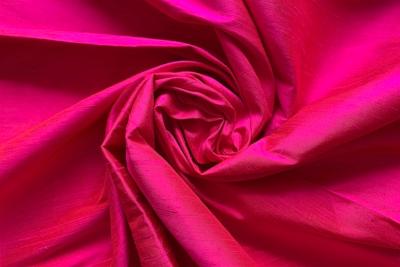 tissu doupion soie sauvage shantung rose magenta rose shocking
