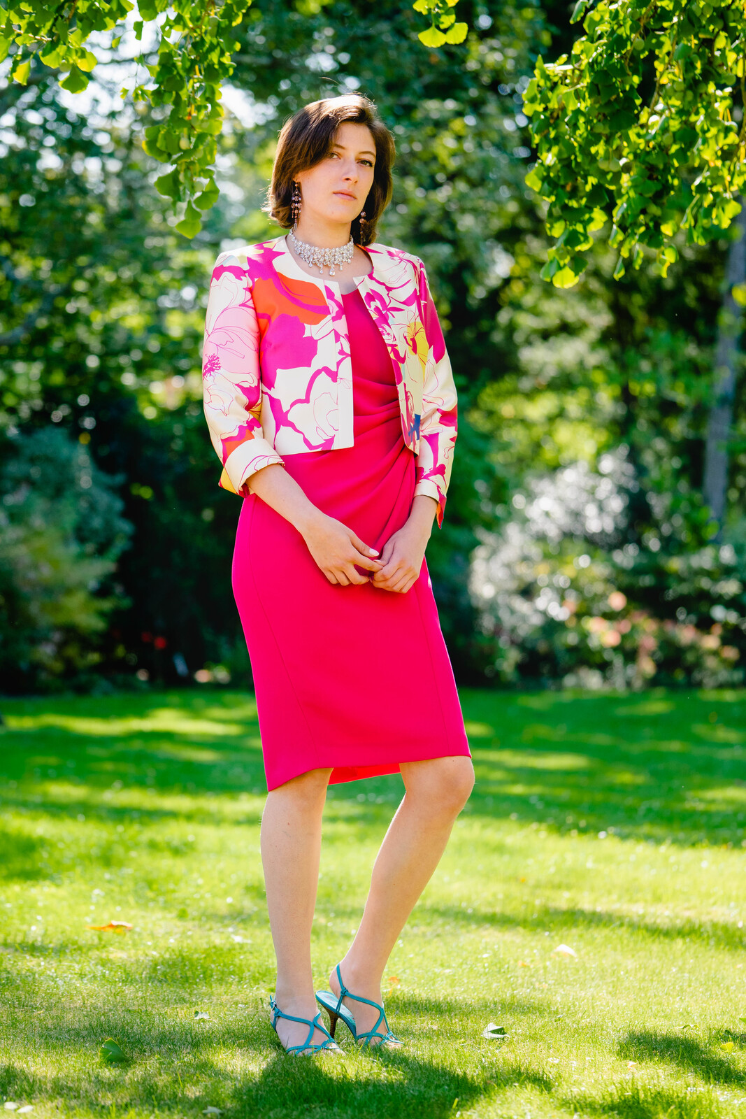 ENSEMBLE DE CÉRÉMONIE THERESE  AKOLA-MAGENTA MARINE-PIVOINE