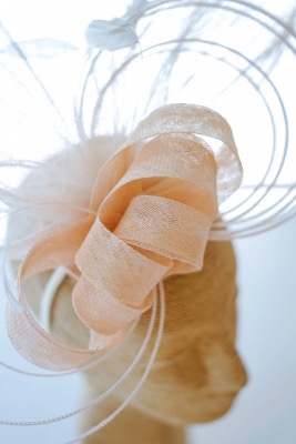 Coiffe habillée pour mariage ou cocktail