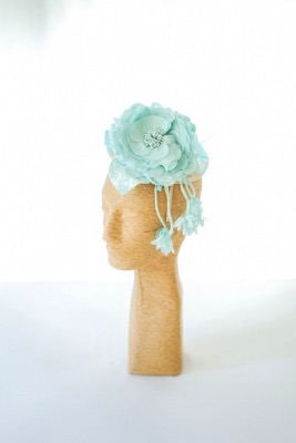 Coiffe de mariage en crin aqua