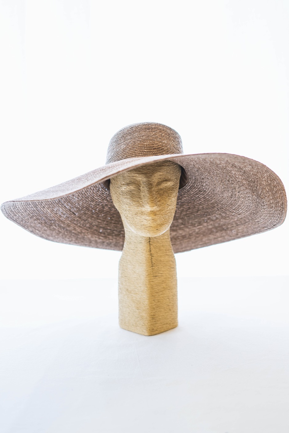 Capeline élégante couleur Chocolat pour mariage 